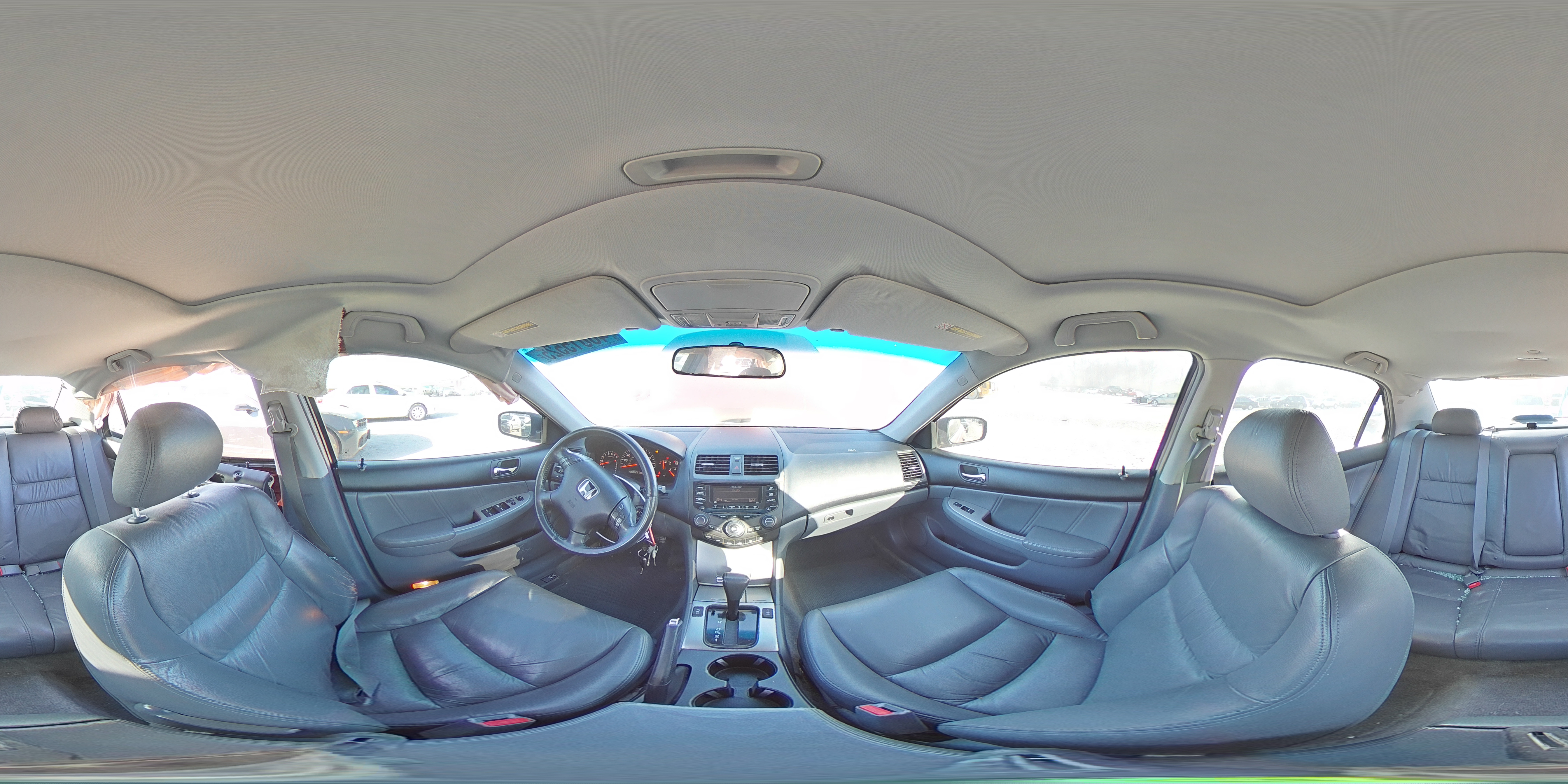 2005 Honda Accord - Image 13