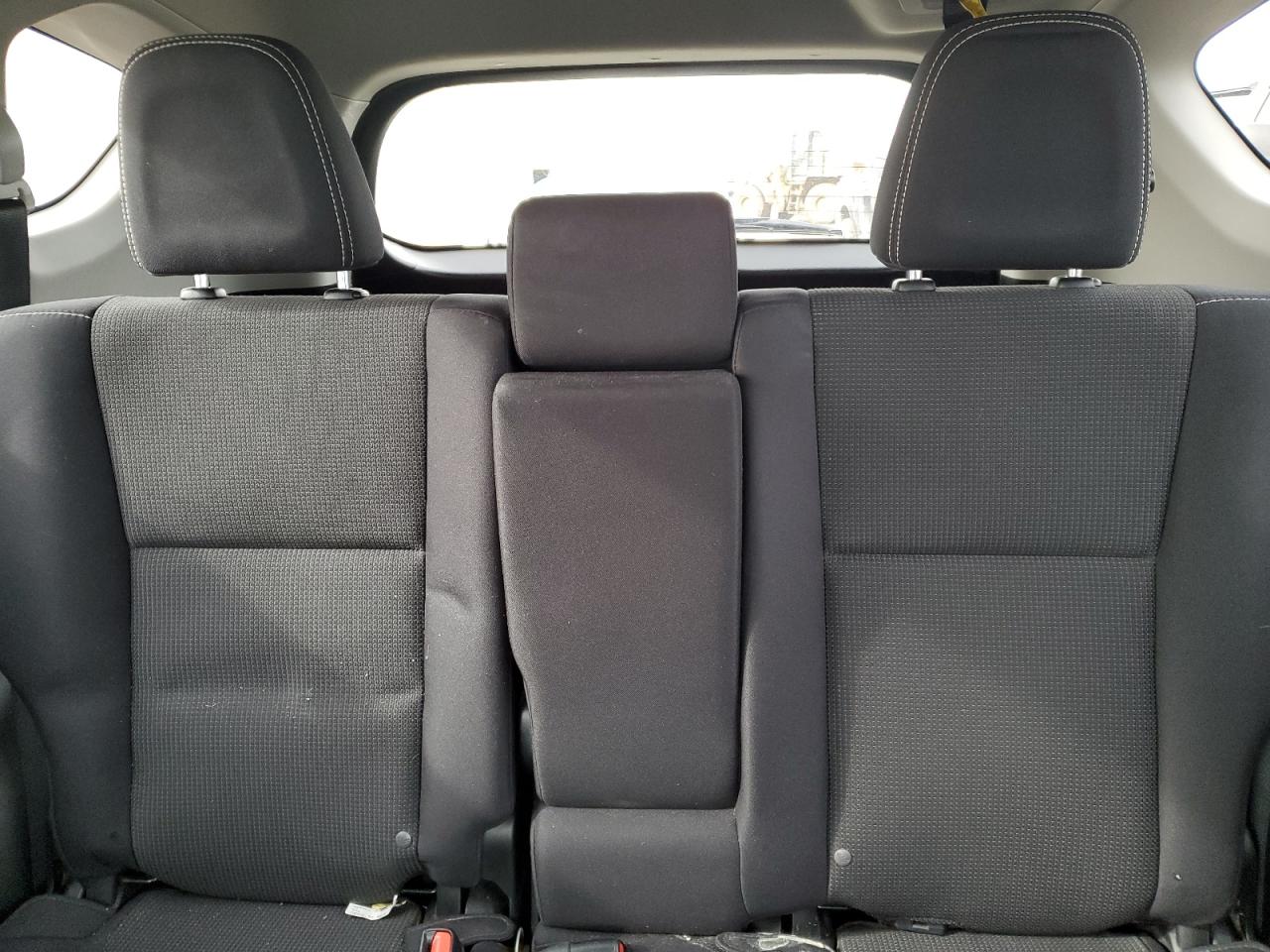 2018 Toyota RAV 4 - Image 10