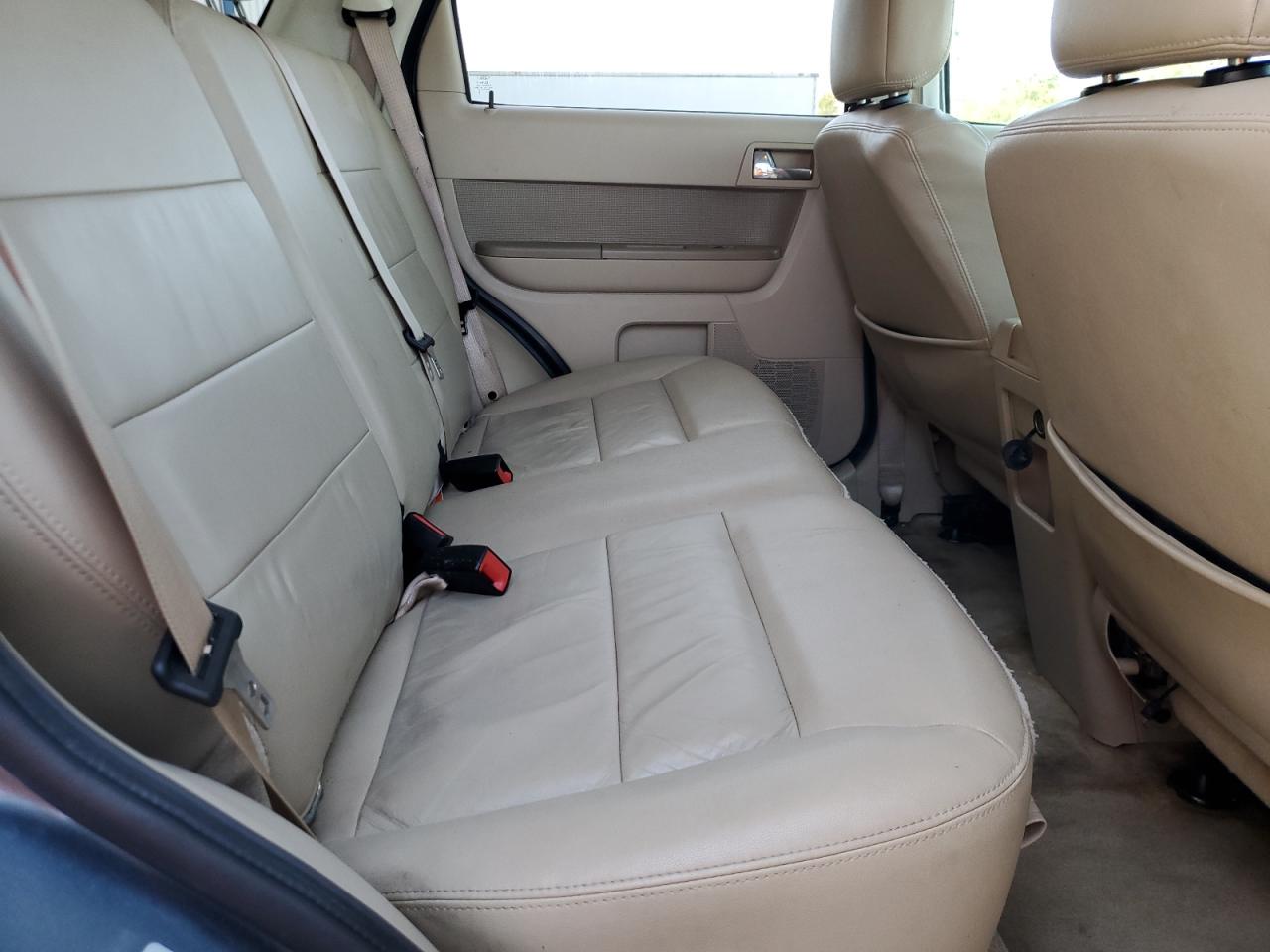 2012 Ford Escape - Image 11