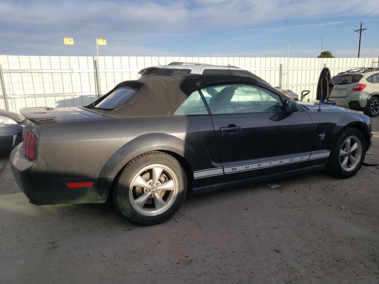 2009 Ford Mustang - Image 3
