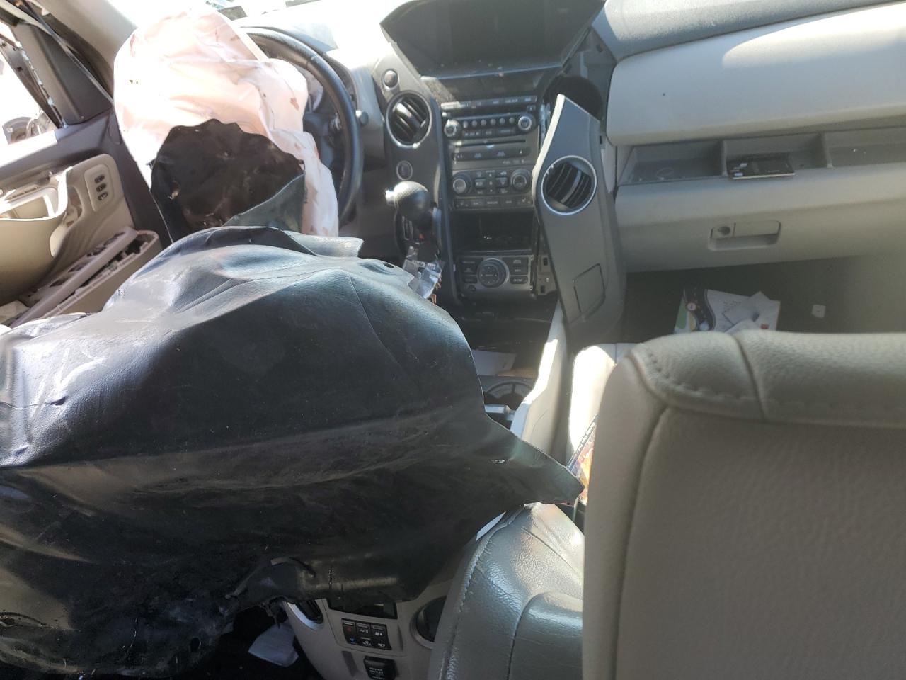 2015 Honda Pilot - Image 8