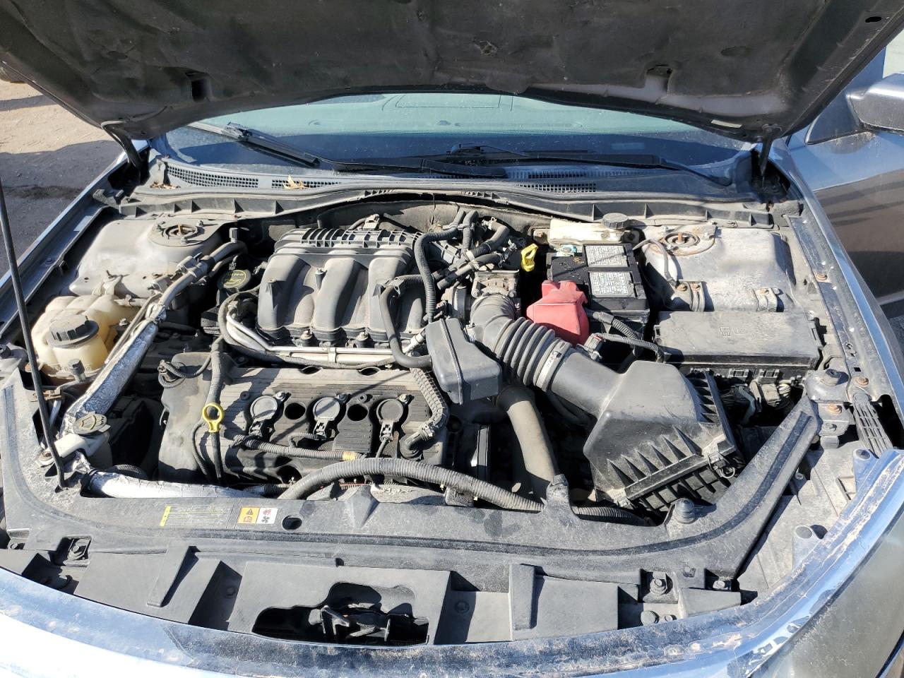 2012 Ford Fusion - Image 11