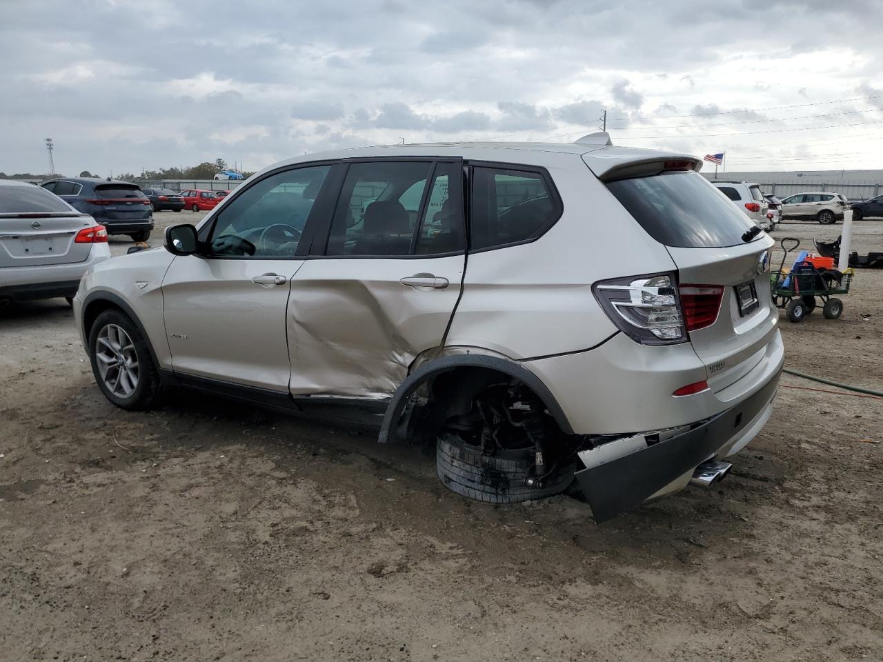 2014 BMW X3 - Image 2