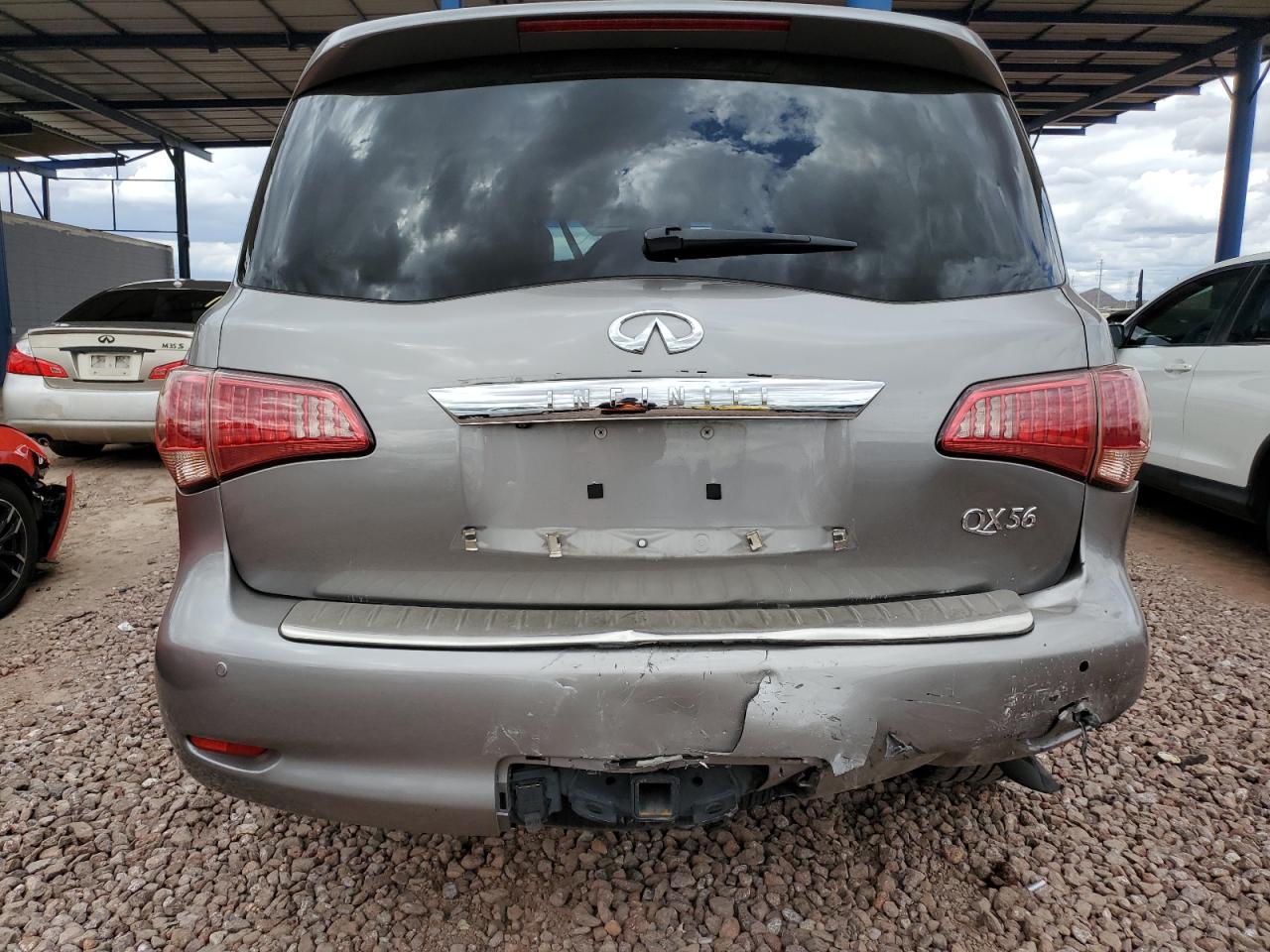 2011 Infiniti QX56 - Image 6