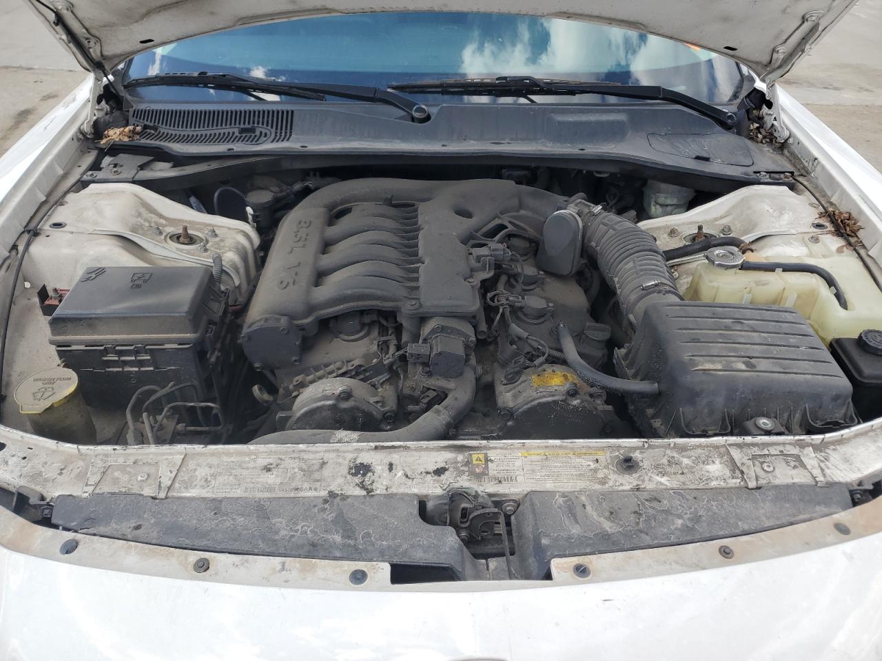 2008 Dodge Charger Sxt VIN: 2B3KA33G38H107665 Lot: 50767135