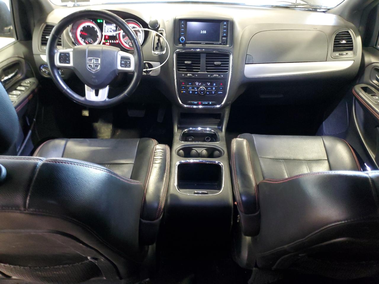 2018 Dodge Caravan - Image 8