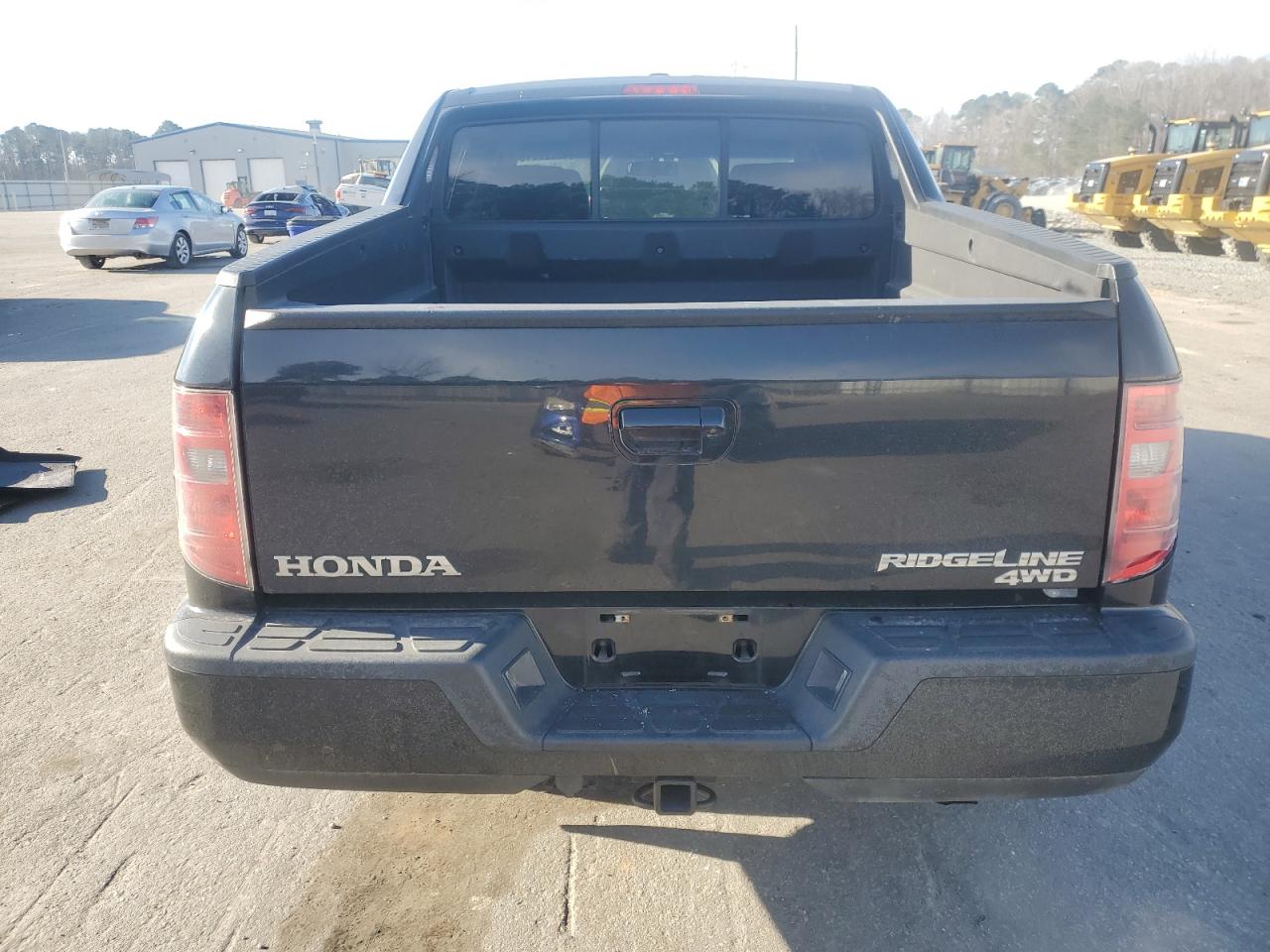 2010 Honda Ridgeline - Image 6