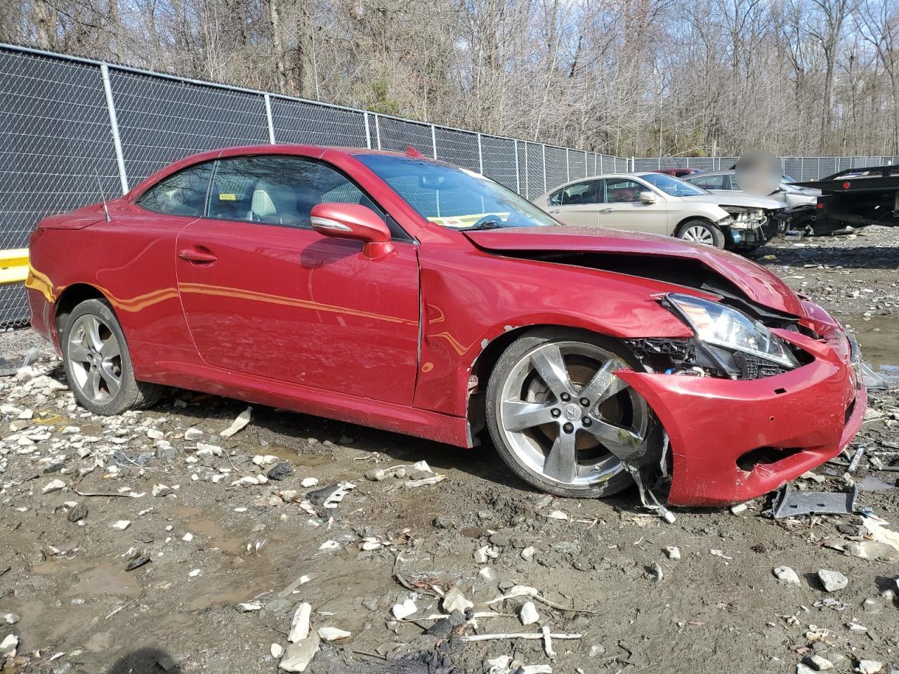 2011 Lexus IS - Image 4