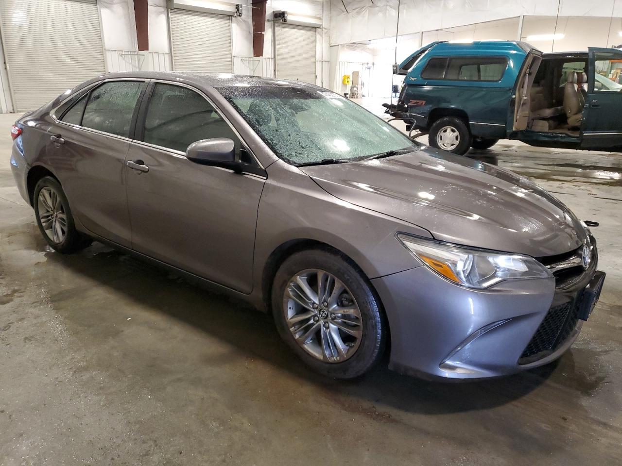 2017 Toyota Camry - Image 4