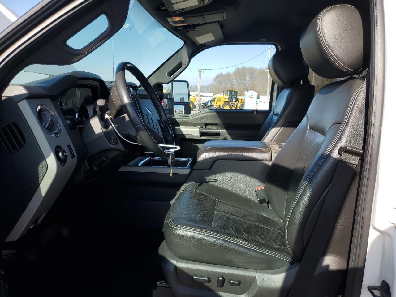 2014 Ford F250 - Image 7