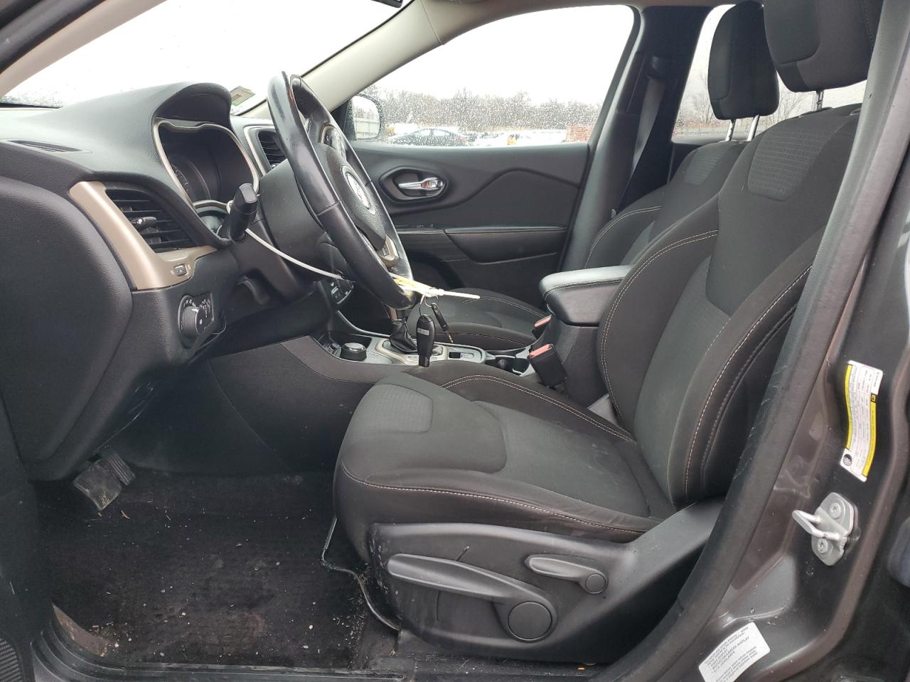 2016 Jeep Grand Cherokee - Image 7