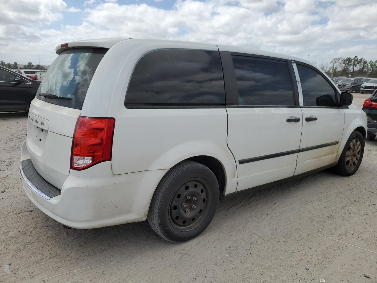 2015 Dodge Caravan - Image 3