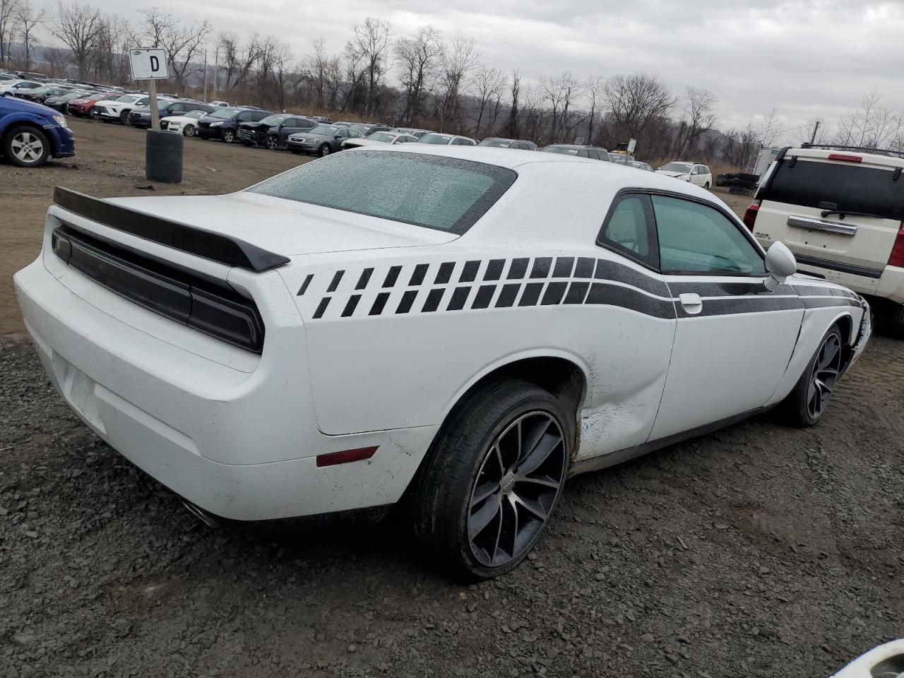 2014 Dodge Challenger - Image 3