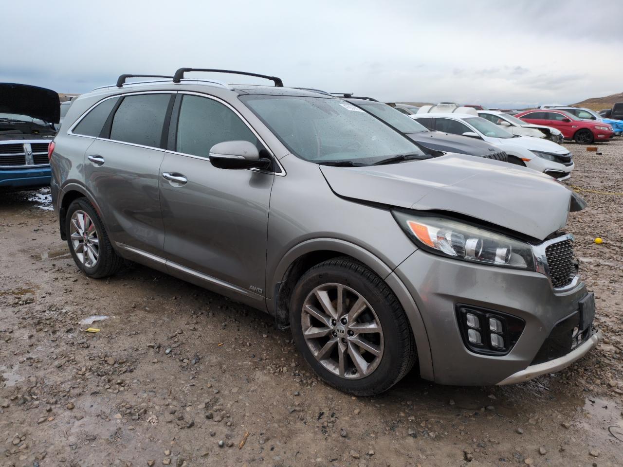 2016 Kia Sorento - Image 4