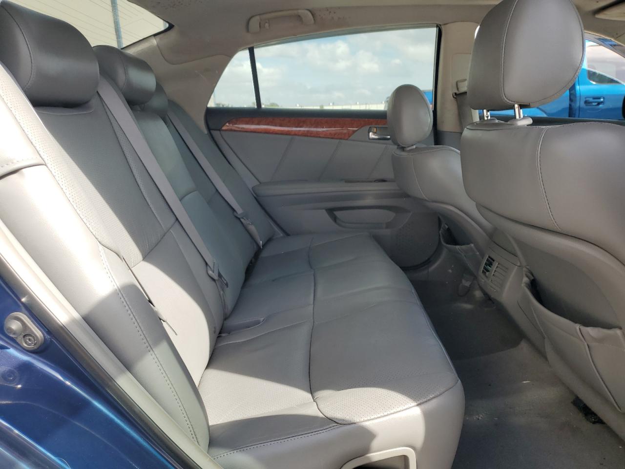 2007 Toyota Avalon - Image 10