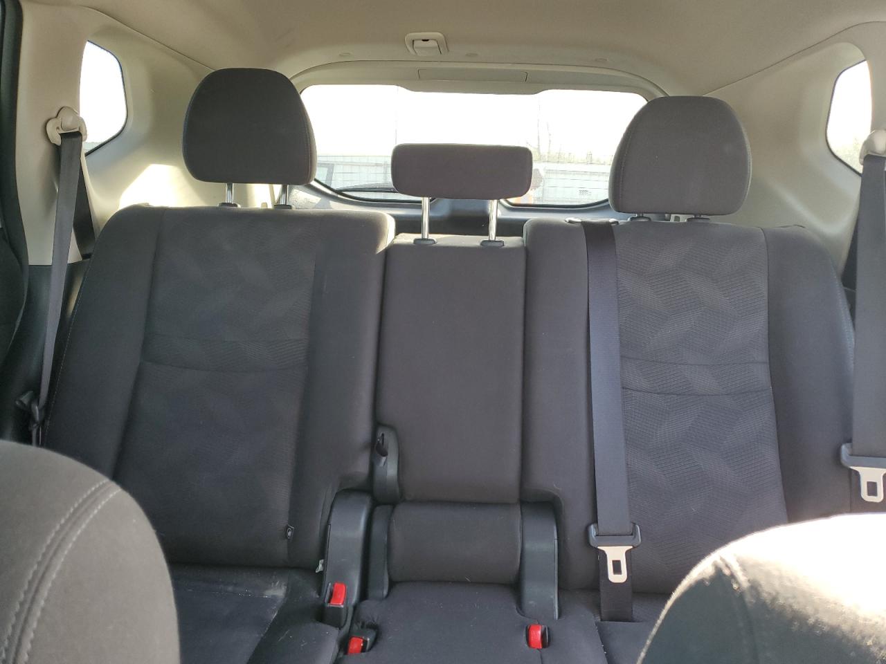 KNMAT2MV0GP701992 NISSAN ROGUE 2016