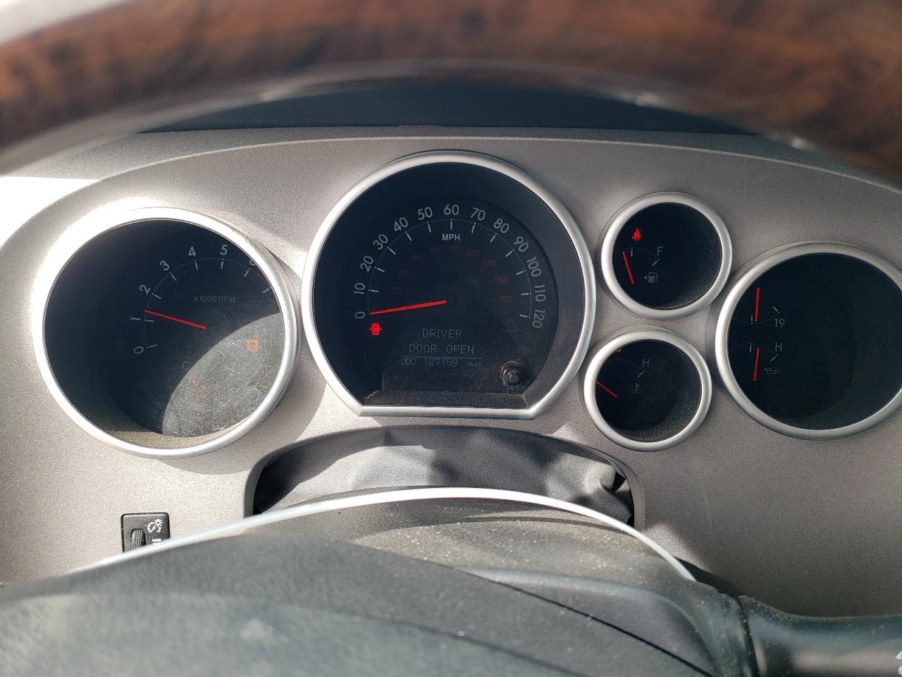 2011 Toyota Tundra - Image 9