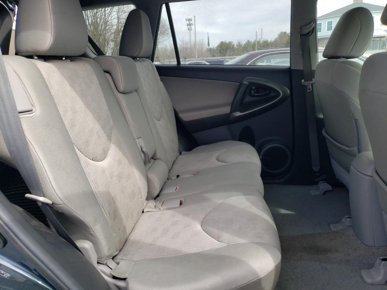 2011 Toyota RAV 4 - Image 11