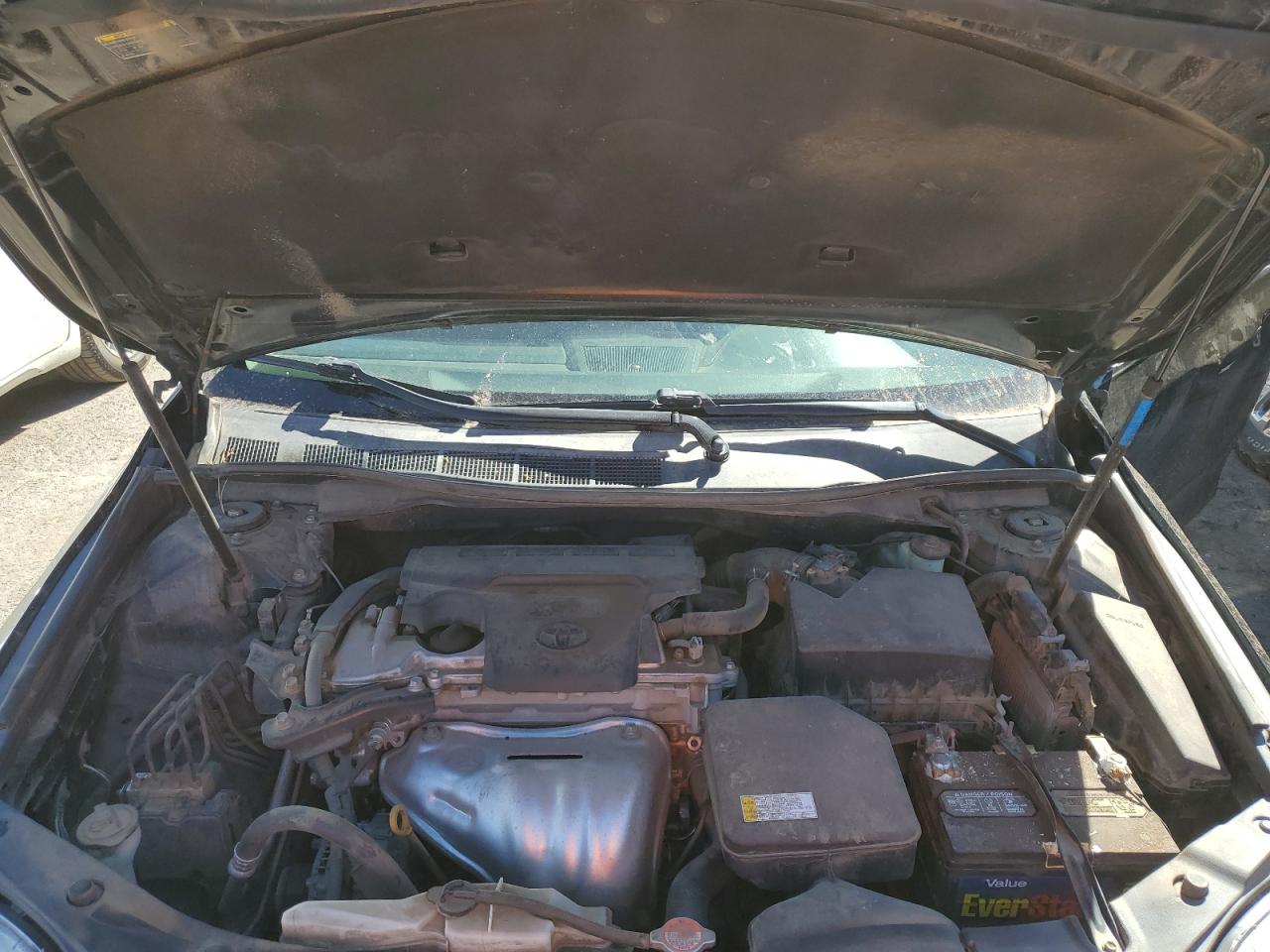 2016 Toyota Camry - Image 11
