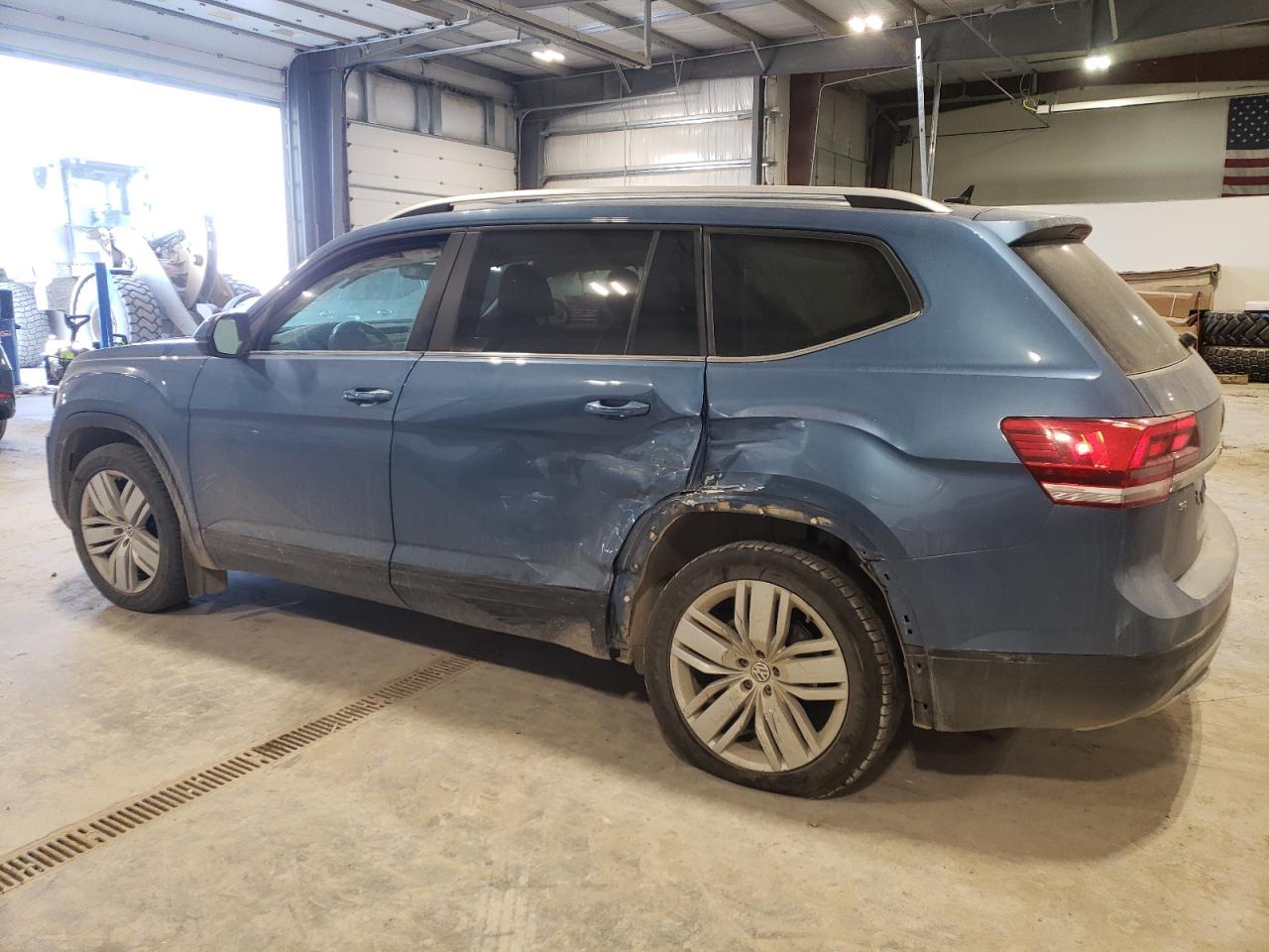 2019 Volkswagen Atlas - Image 2