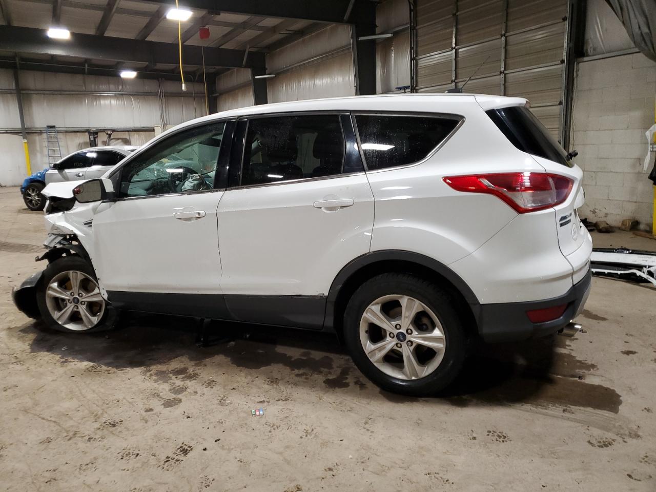 2015 Ford Escape - Image 2