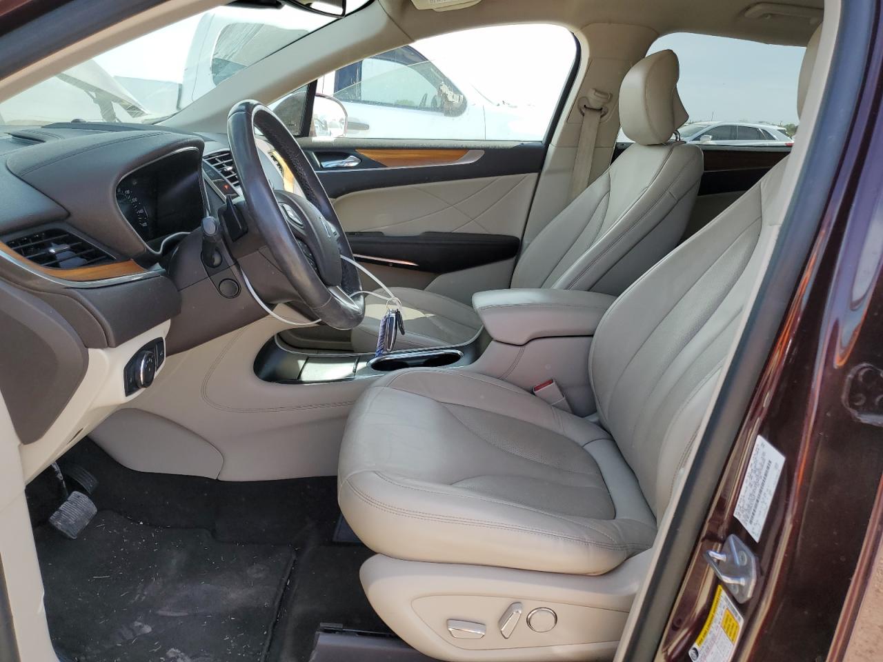 2019 Lincoln MKC - Image 7