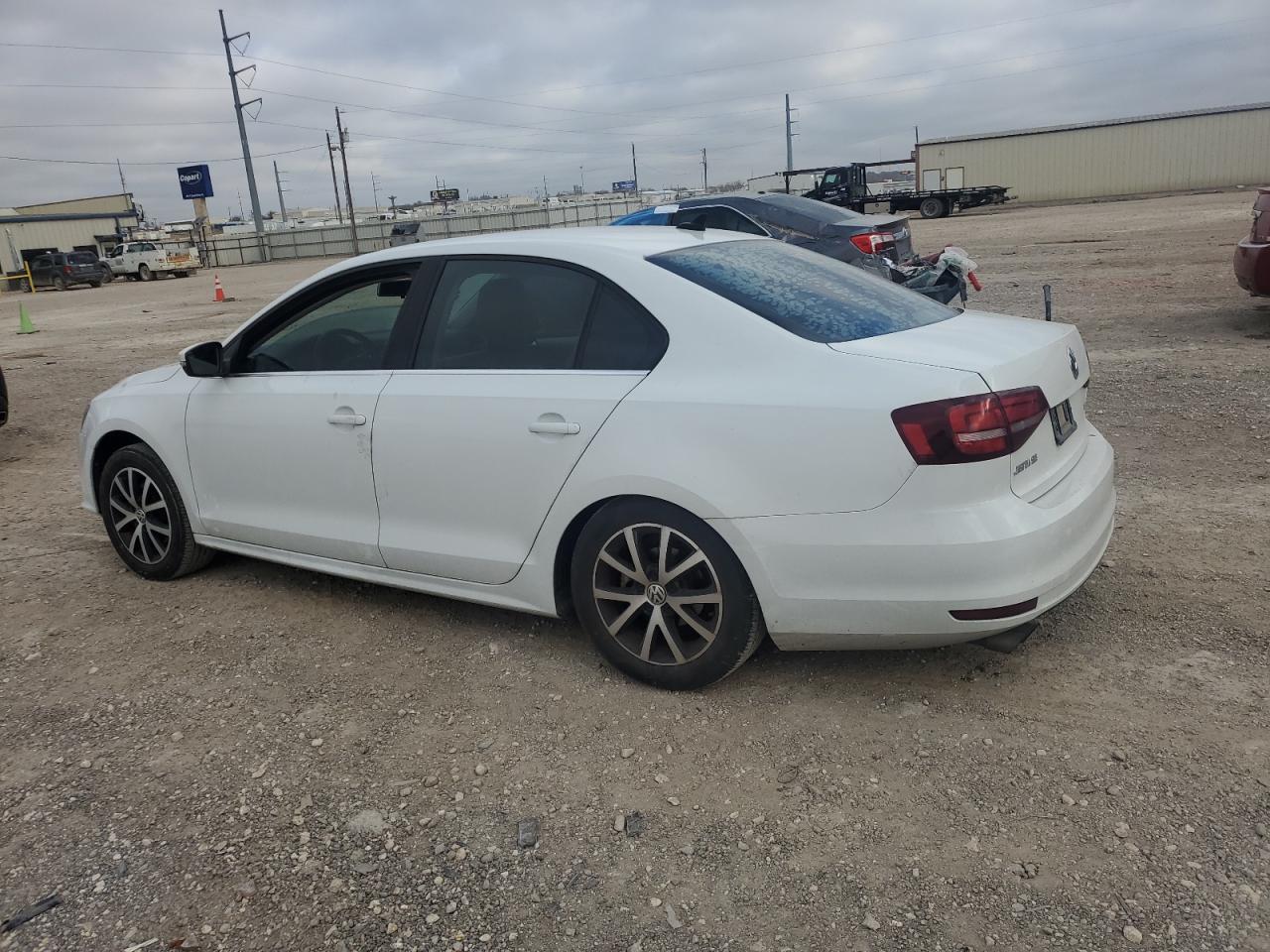 2017 Volkswagen Jetta - Image 2