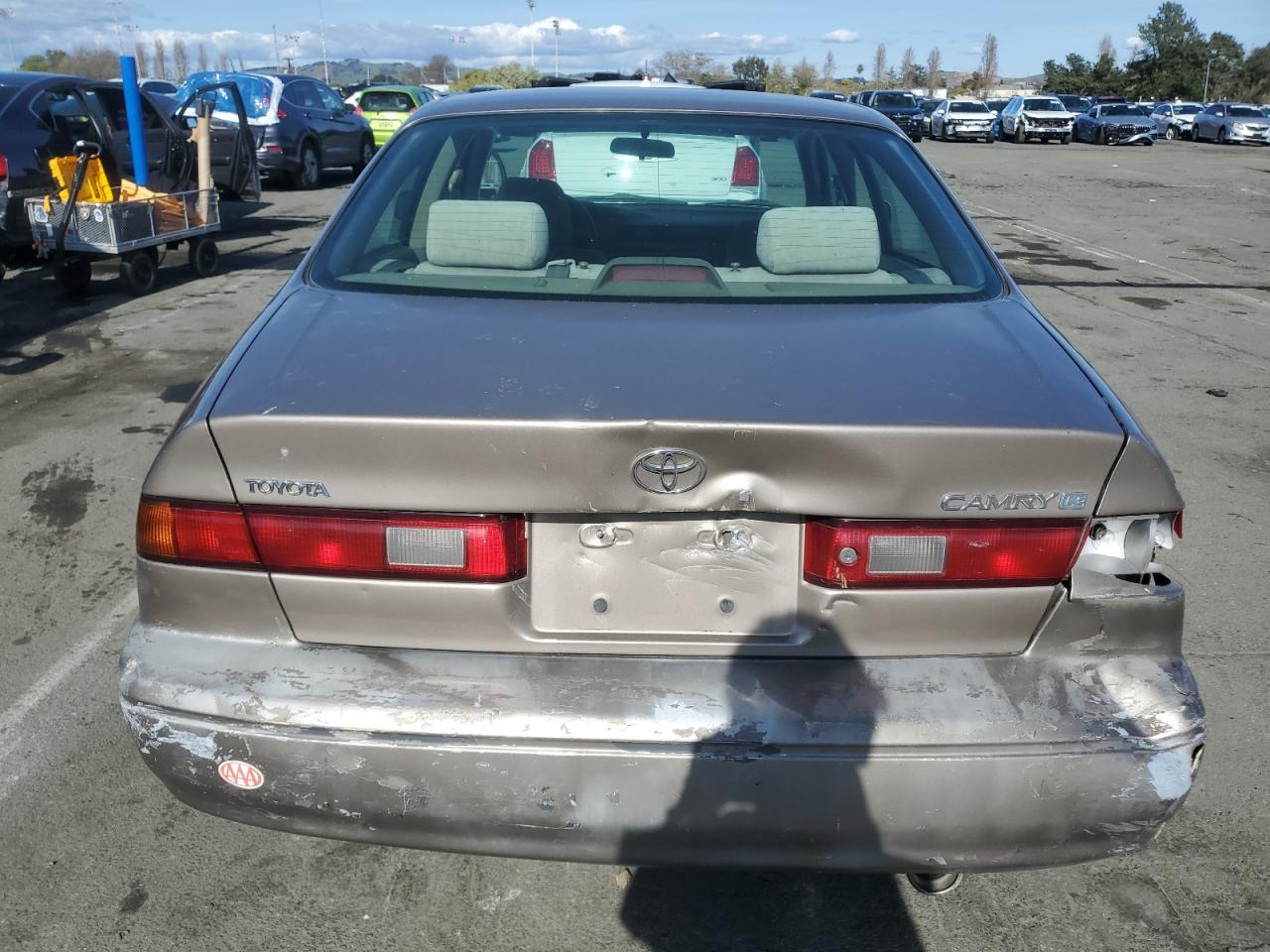 1999 Toyota Camry - Image 6