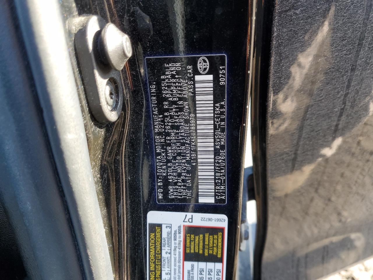 2014 Toyota Camry - Image 12