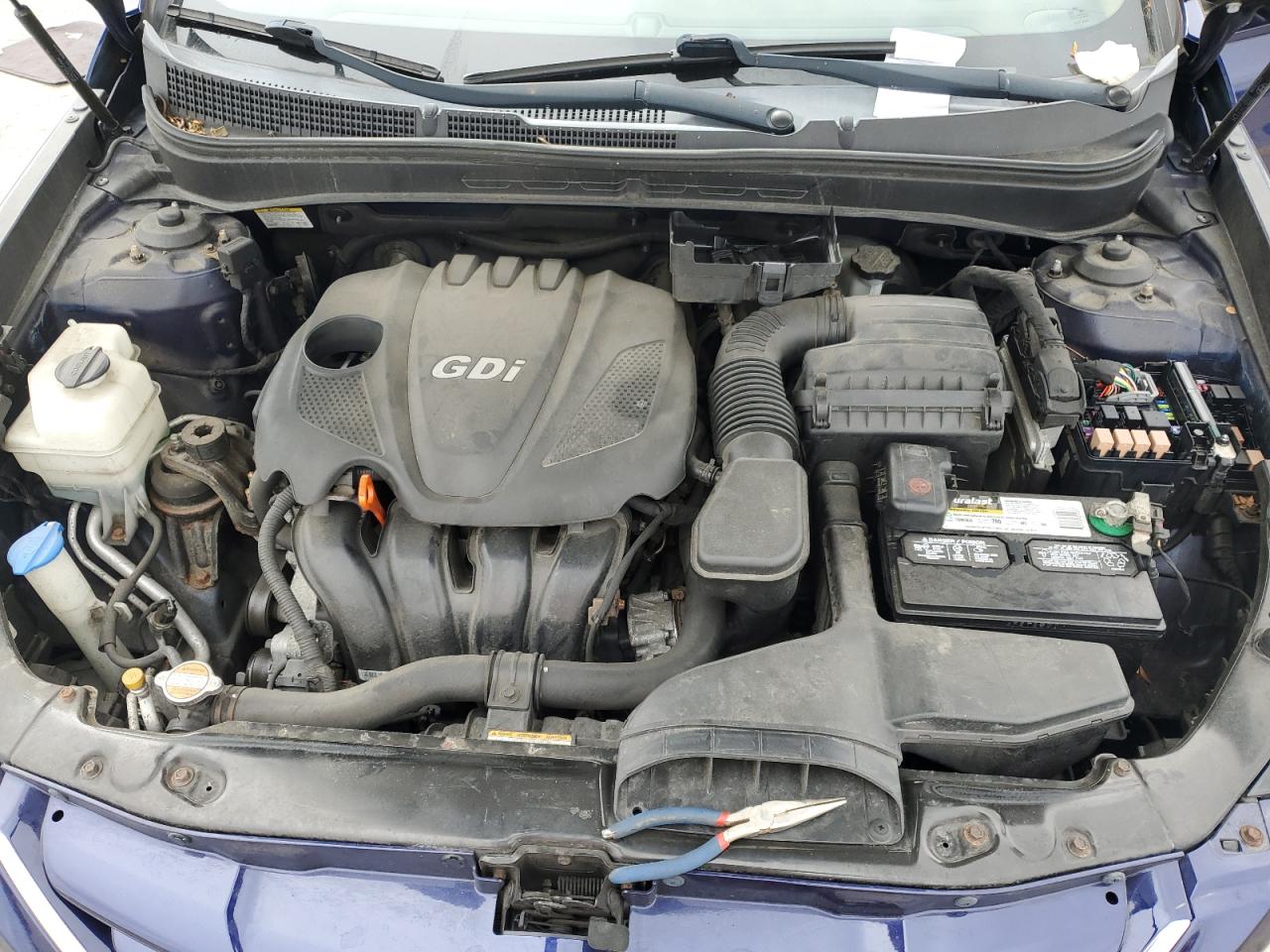 2011 Hyundai Sonata - Image 13