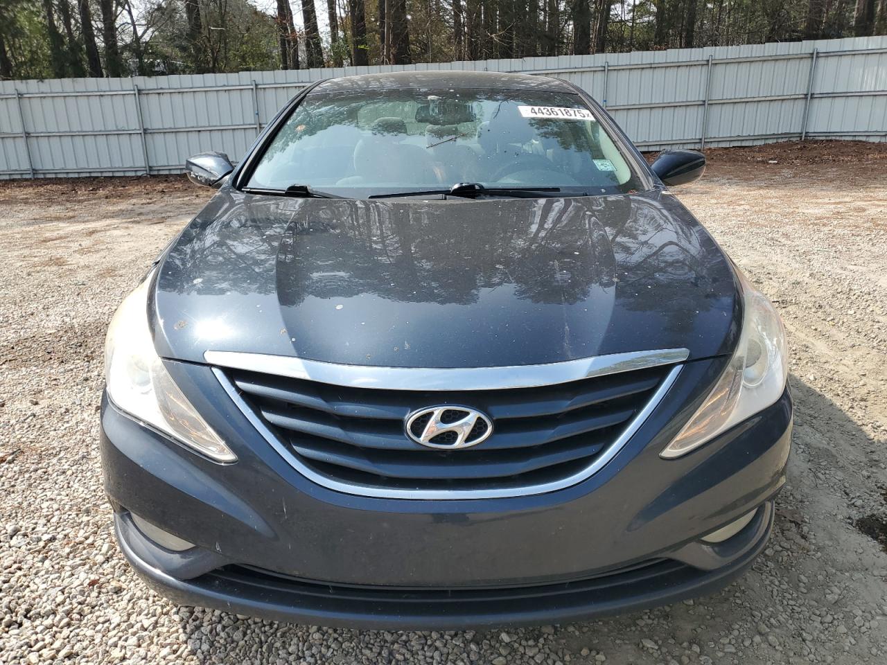 2013 Hyundai Sonata - Image 5