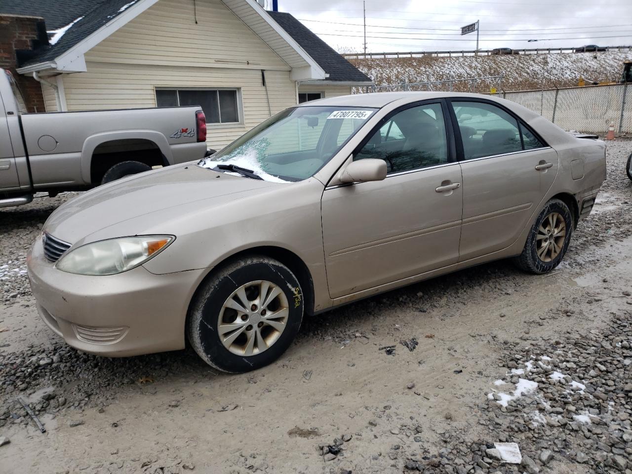 2005 Toyota Camry - Image 1