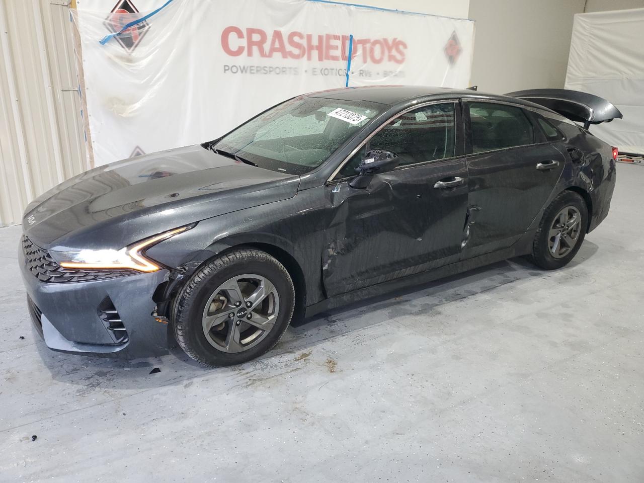 2022 Kia K5 - Image 1