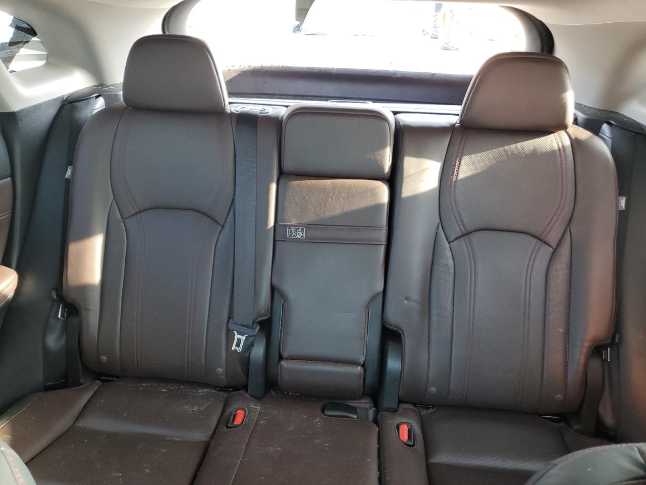 2016 Lexus RX - Image 10