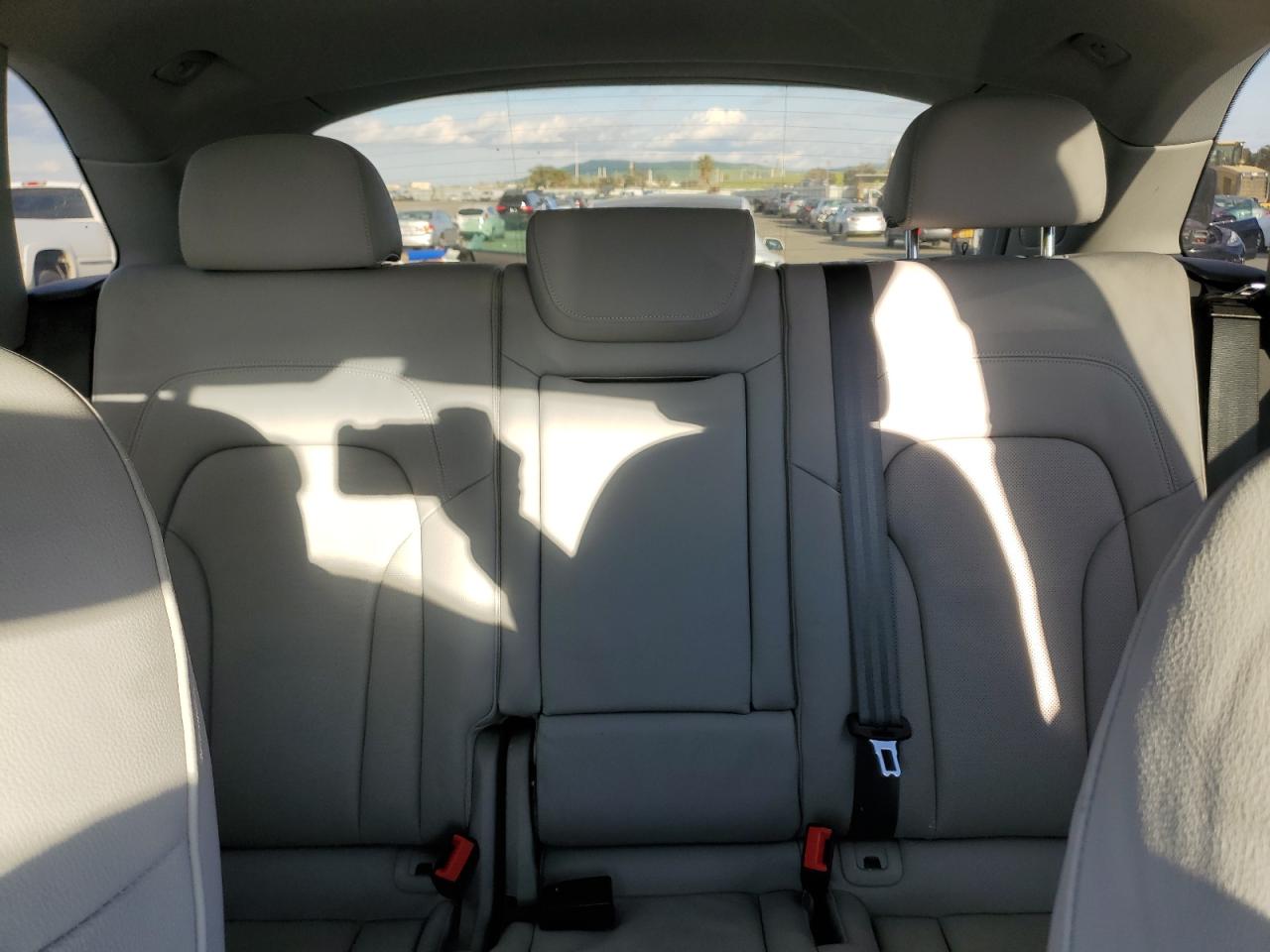 2016 Audi Q5 - Image 10