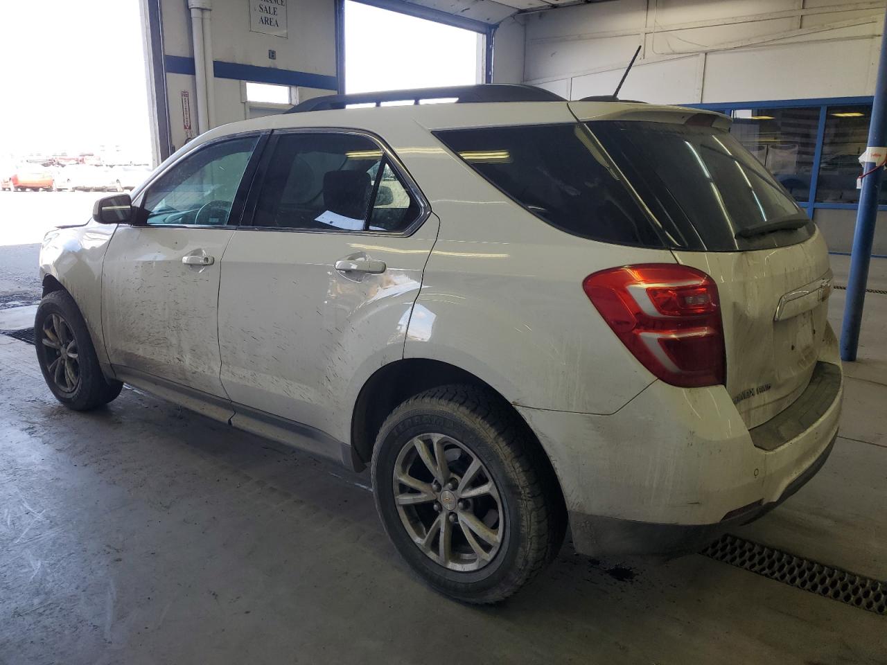 2017 Chevrolet Equinox - Image 2