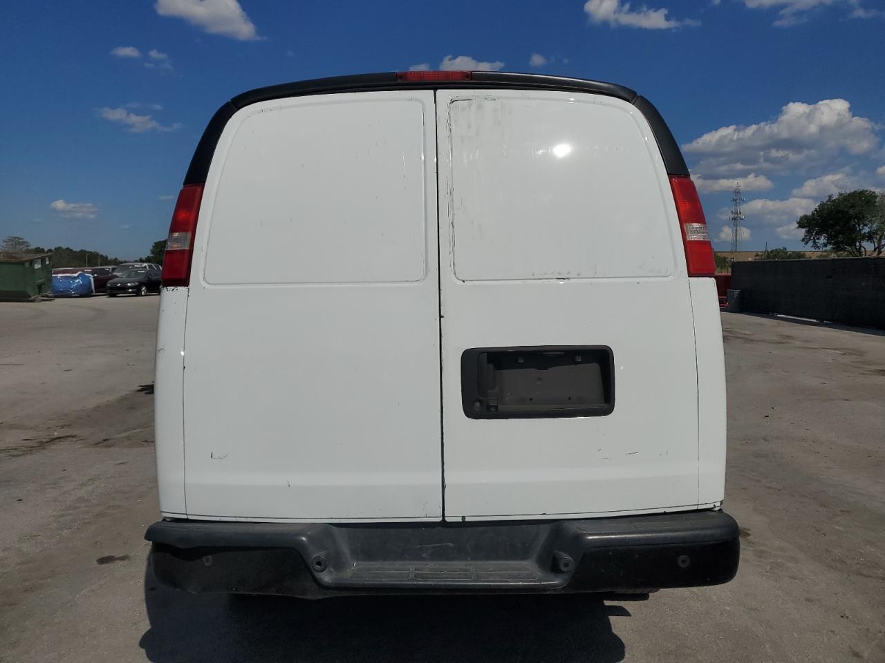1GCWGAFP6J1333539 CHEVROLET EXPRESS 2018
