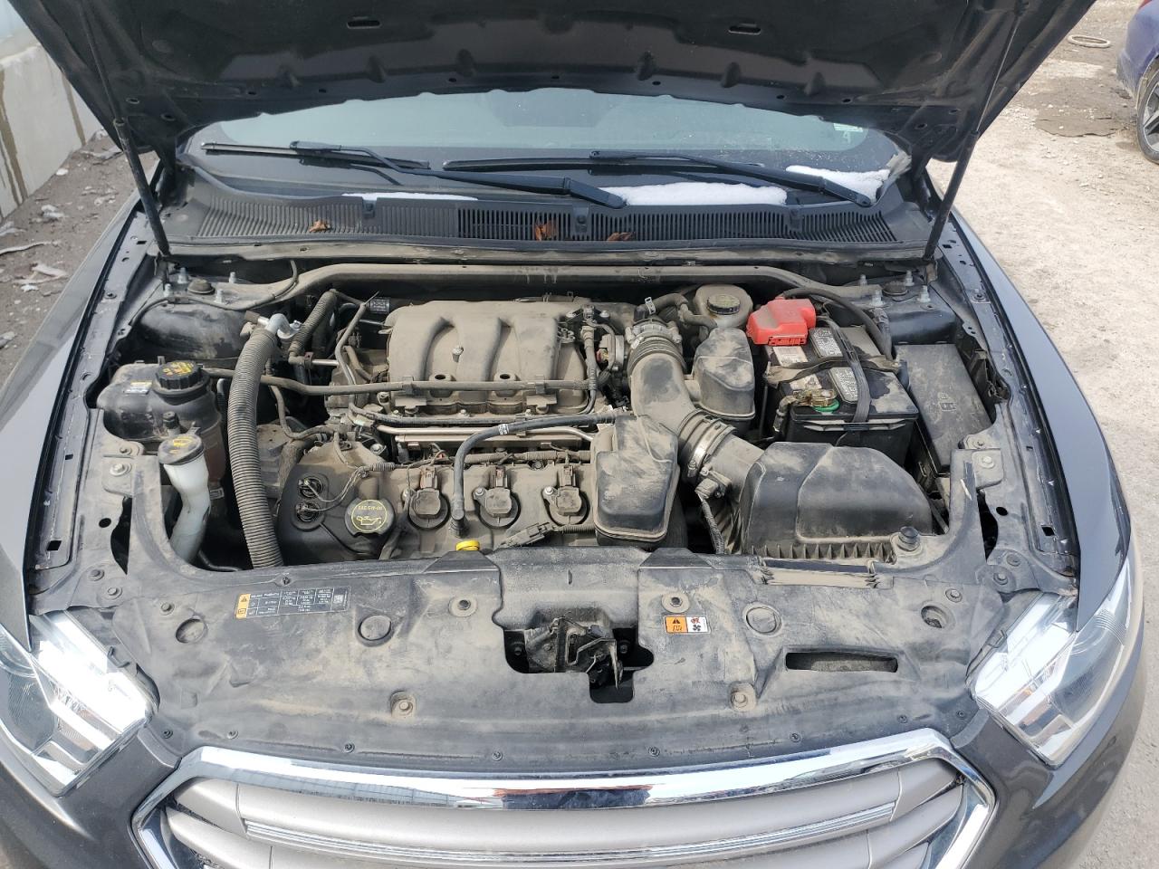 2015 Ford Taurus - Image 11