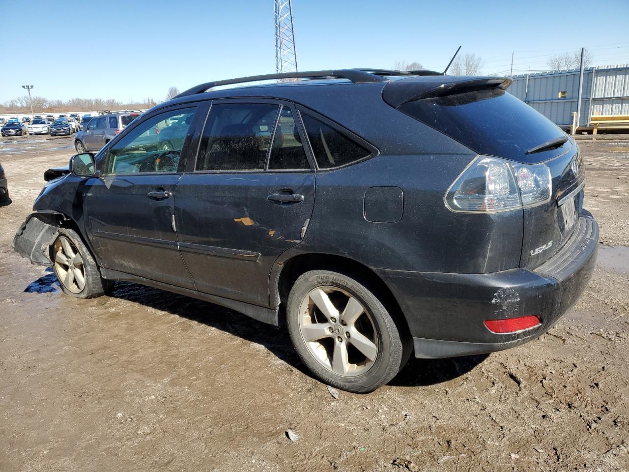 2004 Lexus RX - Image 2