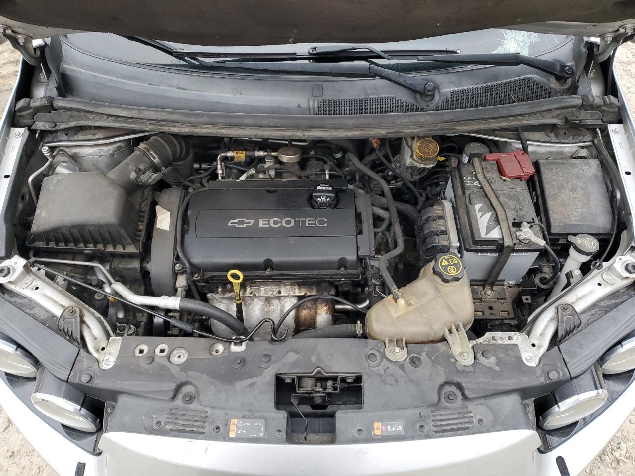 2015 Chevrolet Sonic - Image 12