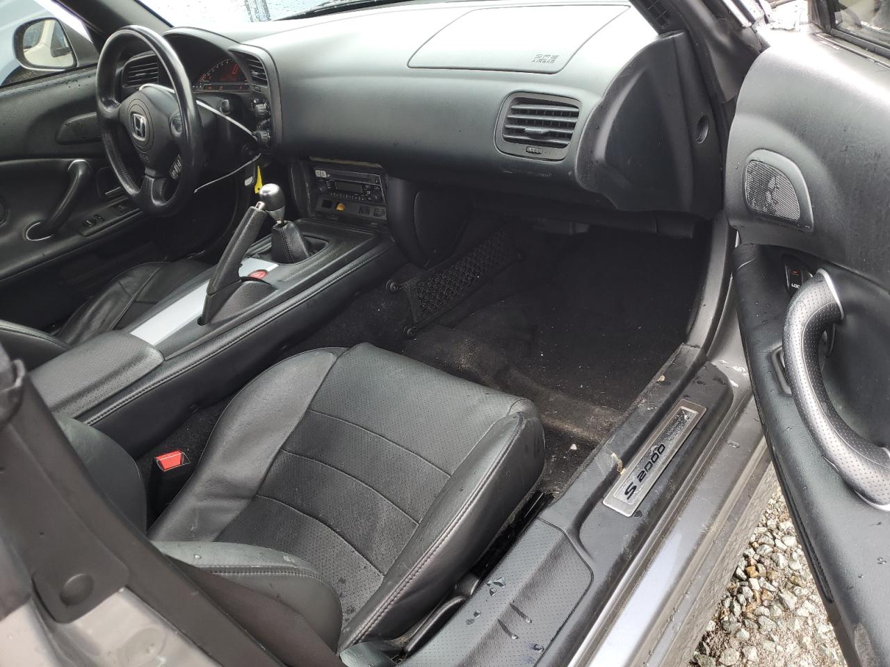 2005 Honda S2000 - Image 8