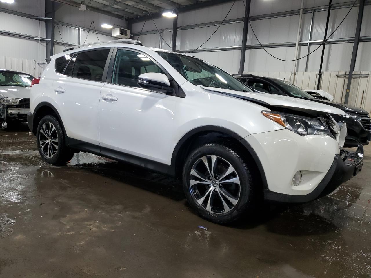 2015 Toyota RAV 4 - Image 4