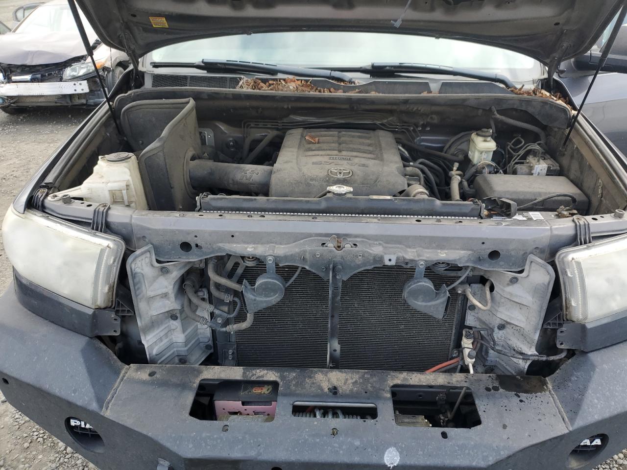 2011 Toyota Tundra - Image 11