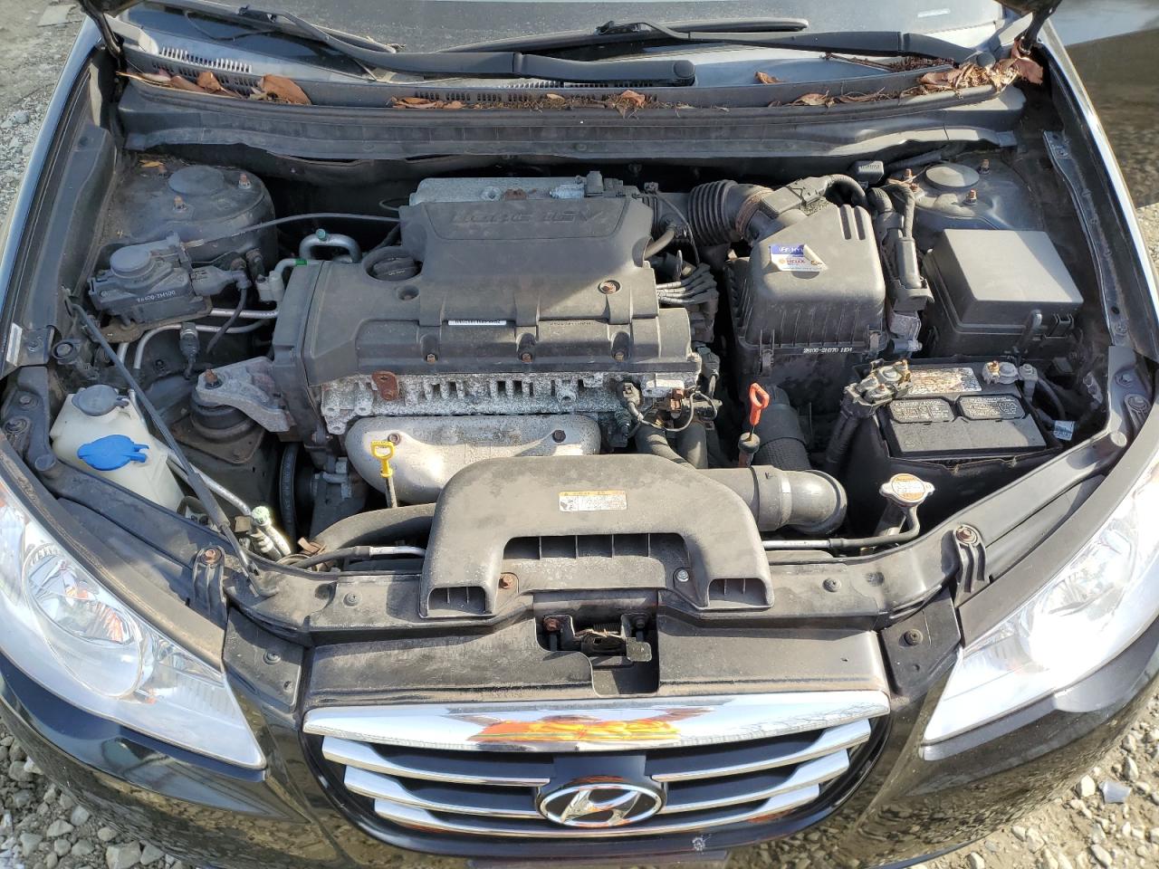 2010 Hyundai Elantra - Image 11