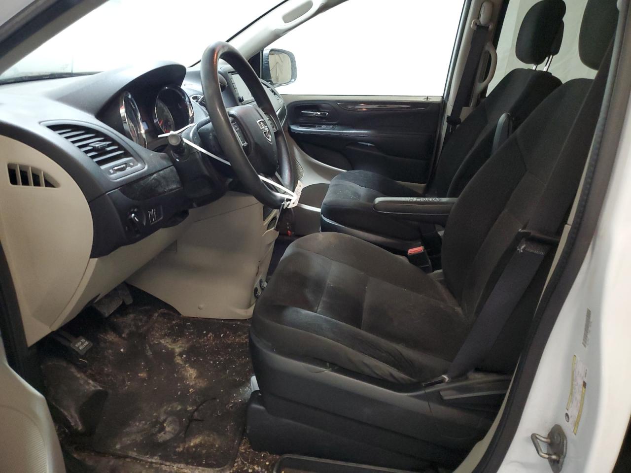 2018 Dodge Caravan - Image 7