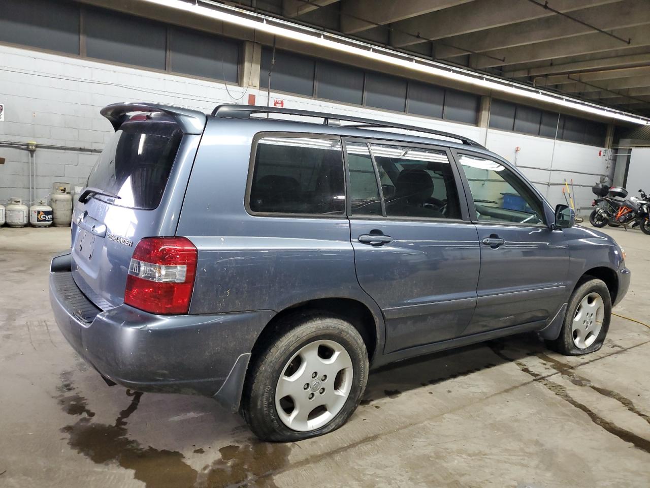 2005 Toyota Highlander - Image 3