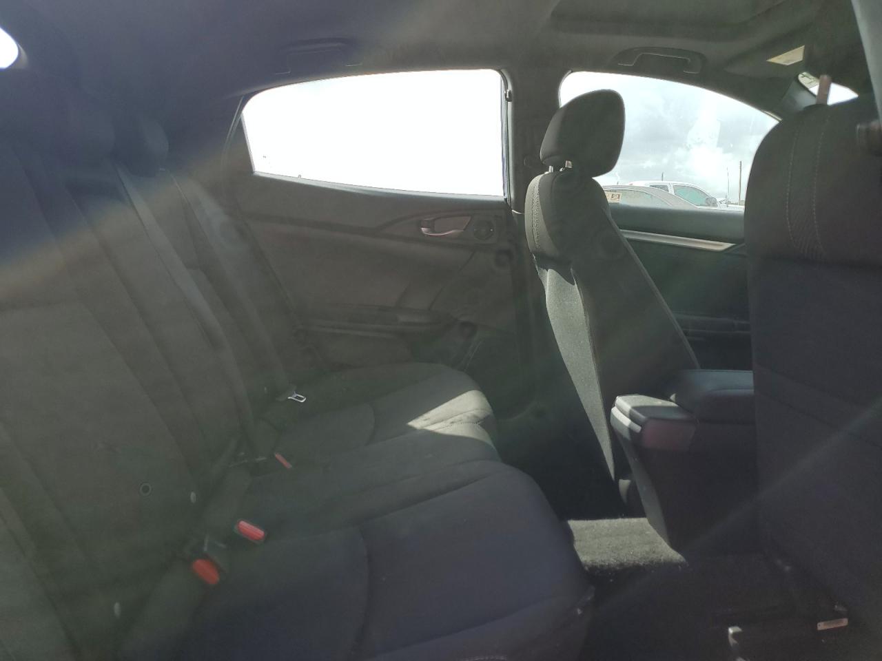 2018 Honda Civic - Image 10