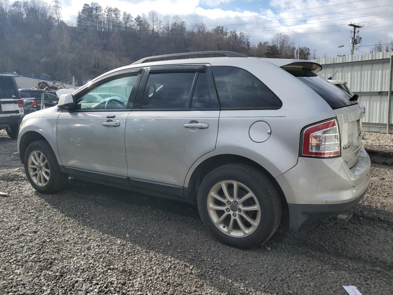 2009 Ford Edge - Image 2
