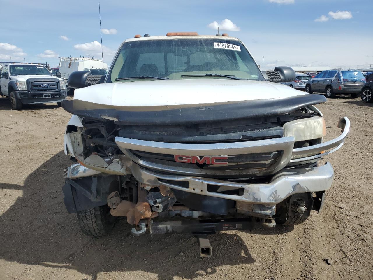 2005 GMC Sierra - Image 5