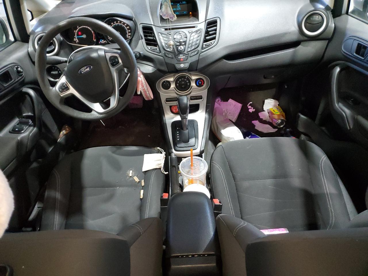 2017 Ford Fiesta - Image 8